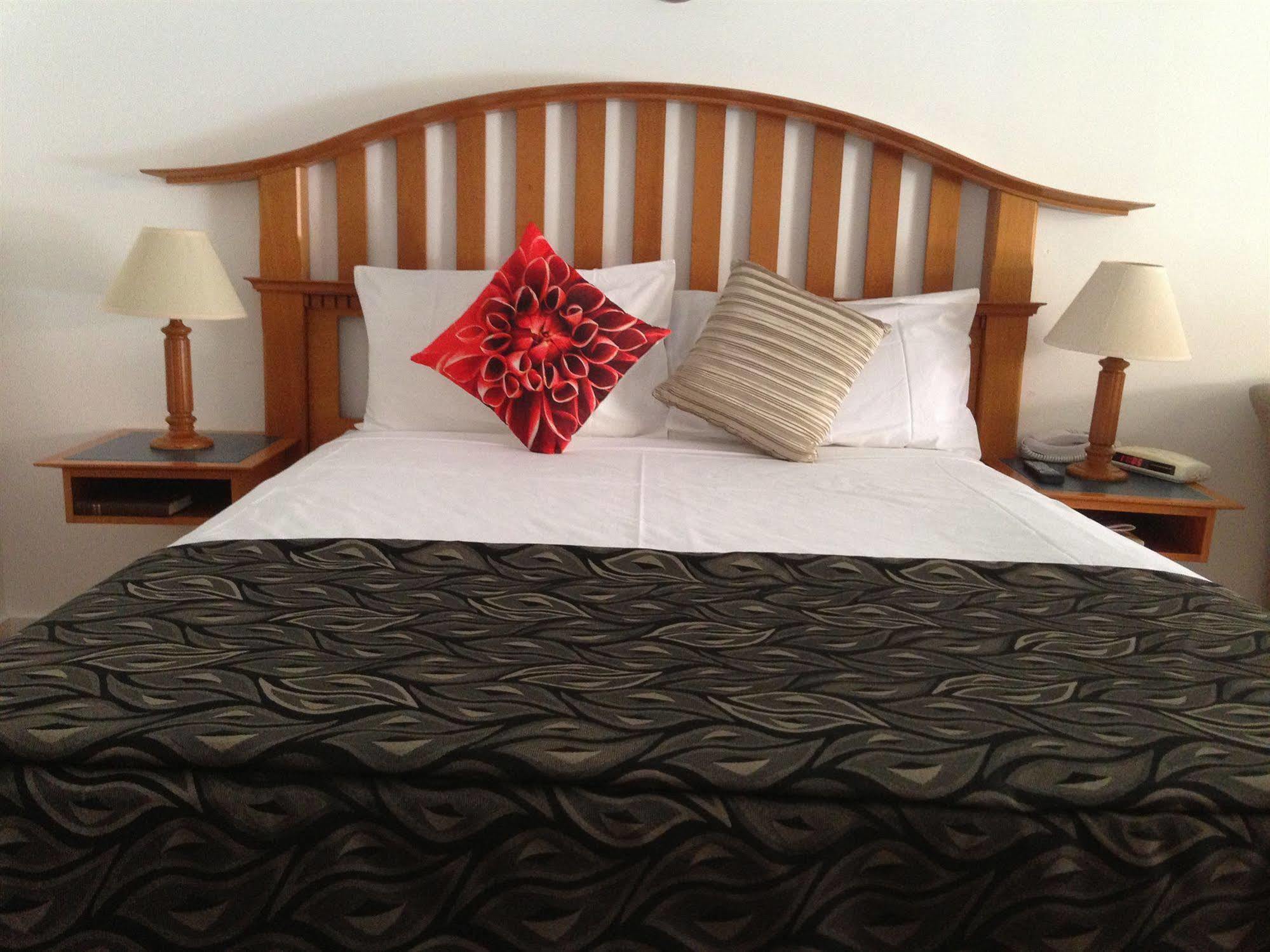 Sugar Country Motor Inn Bundaberg Esterno foto